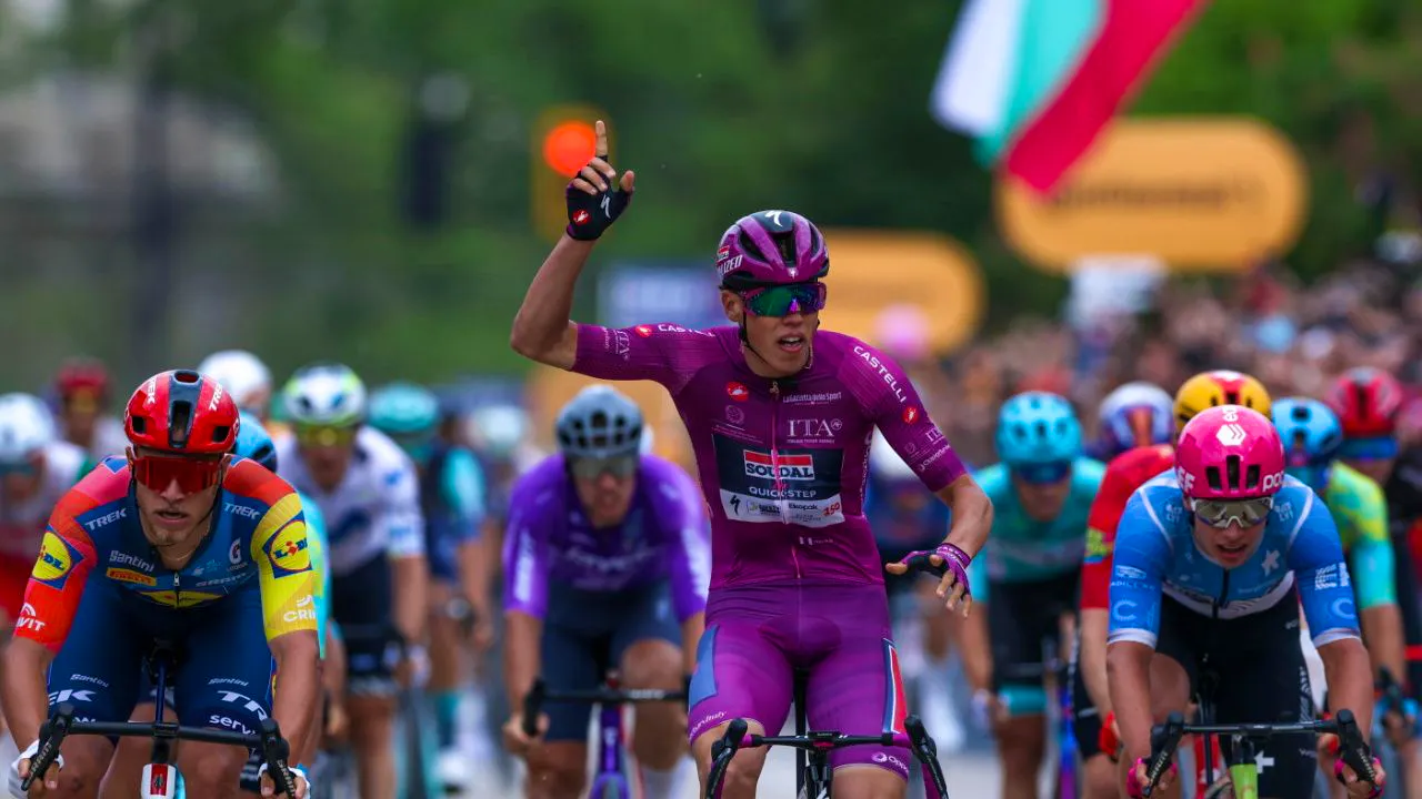 Cycling. Magnier wins the 3rd stage in a sprint