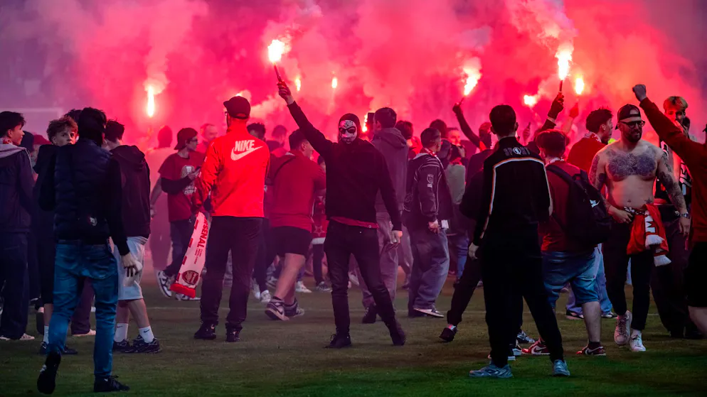 Strafe nach Fan-Eklat. Slavia Prag verliert Derby forfait und muss vier Partien ohne Zuschauer spielen