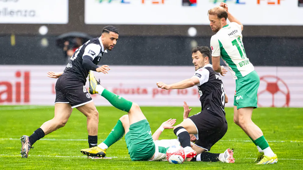 St.Gallen schlägt Lugano in wildem Spiel. Zigi hält umstrittenen VAR-Penalty in der Nachspielzeit