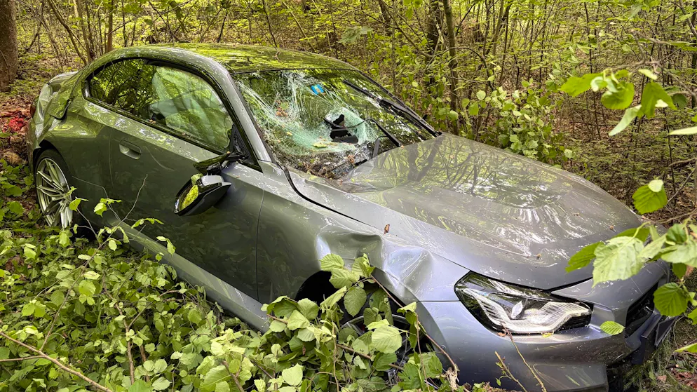 Rorbas ZH. Police arrest driver after accident