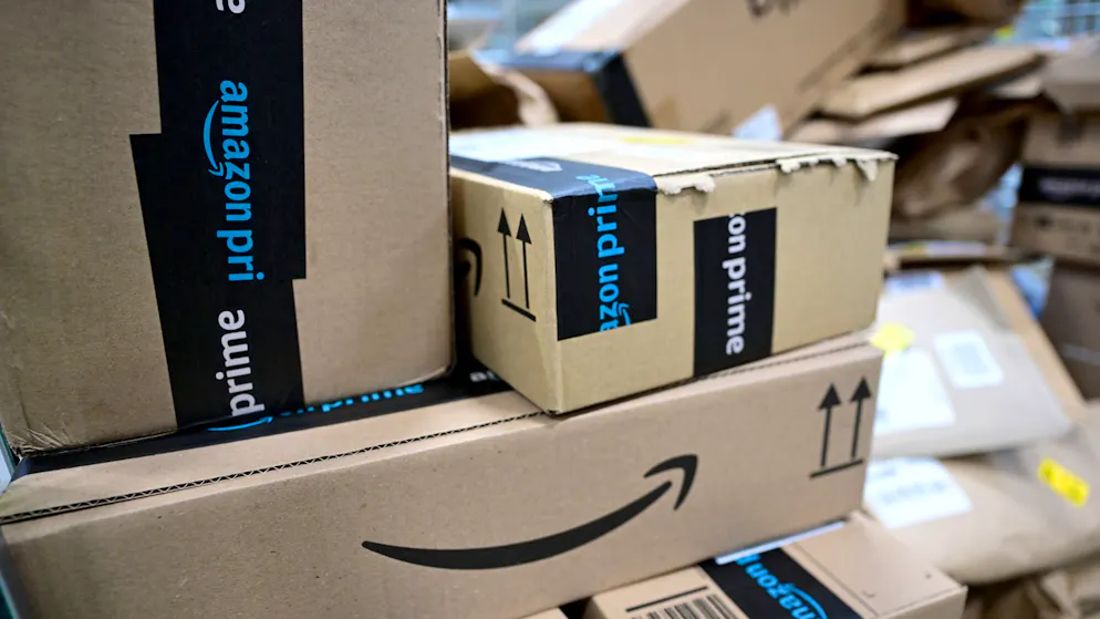 Fiese Betrugsmasche. Päckli aus dem Nichts – Teenager wird von Amazon geflutet