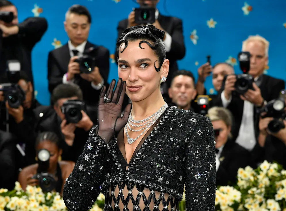 Dua Lipa hat heimlich geheiratet. 
