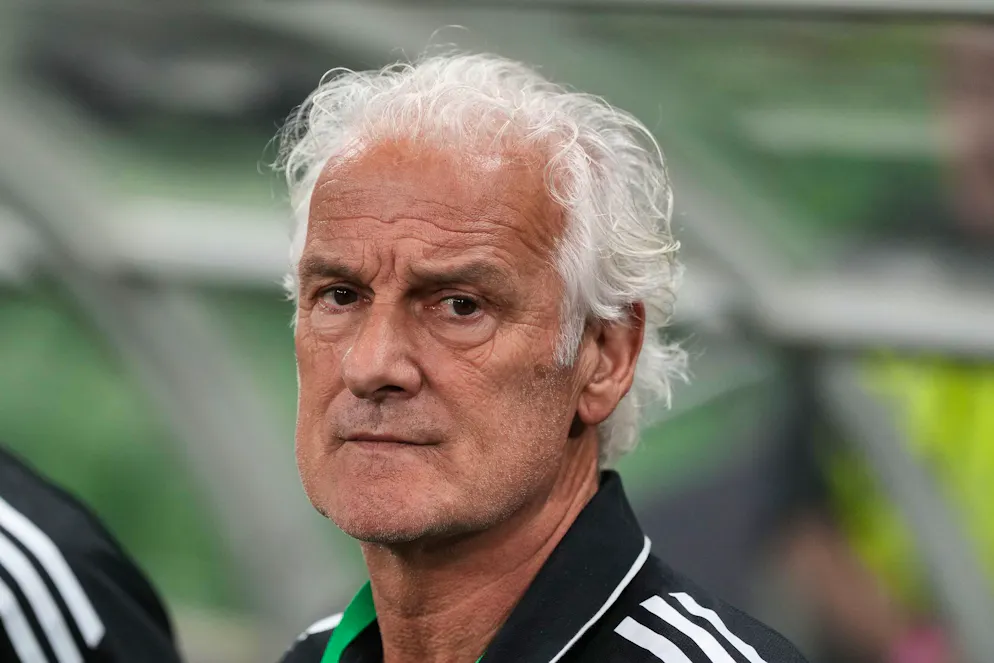 Fred Rutten part seulement quelques mois après avoir pris les rênes de l'équipe.