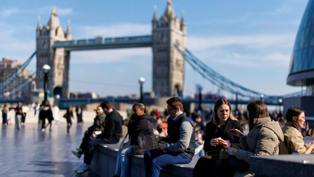 Rail traffic. Possible direct train to London clears next hurdle
