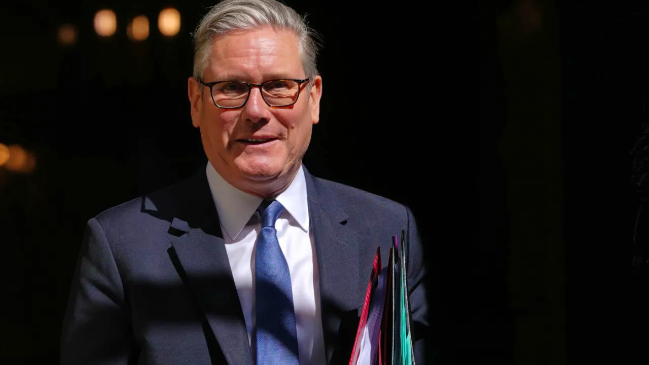 Grossbritannien. Starmers Krisenansprache: Briten ins «Herz von Europa»