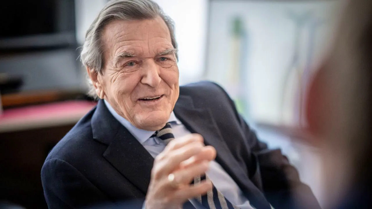 Politics. EU against former Chancellor Schröder as Ukraine mediator