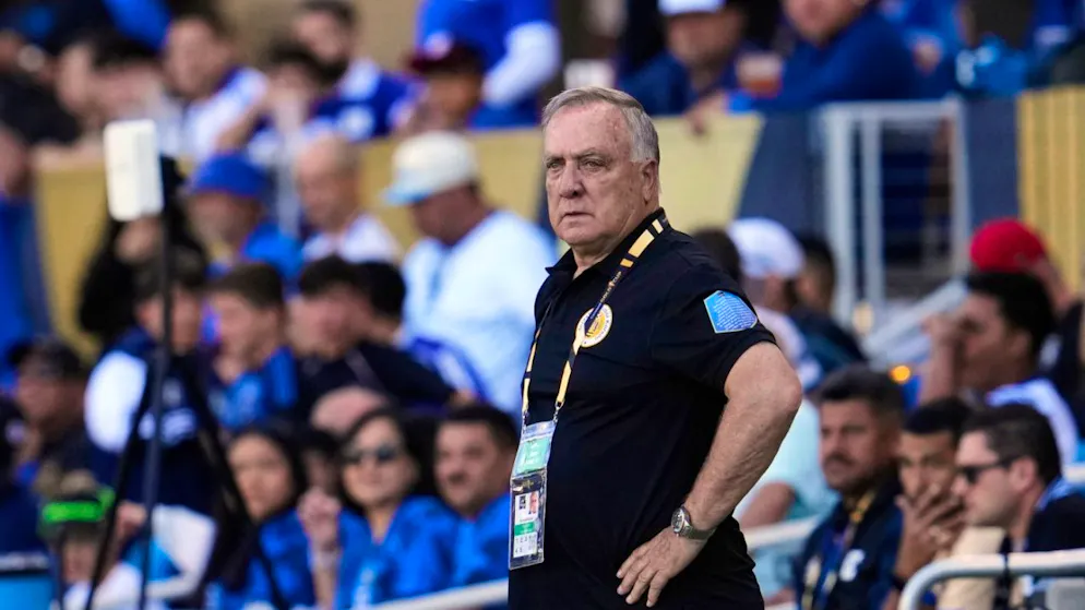 Chaos beim WM-Teilnehmer. Dick Advocaat zurück als Nationalcoach von Curaçao