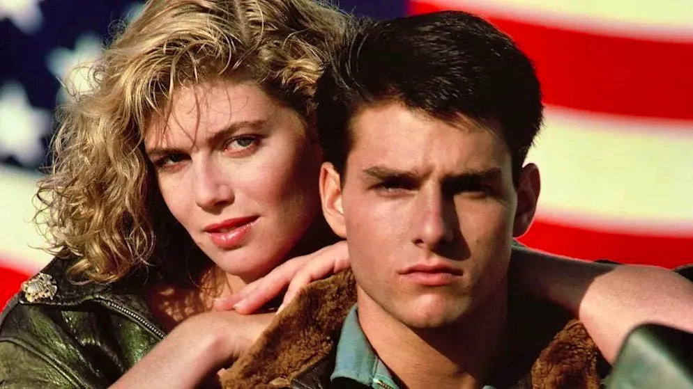 Top Gun. Kelly McGillis also achieved worldwide fame with "Top Gun".