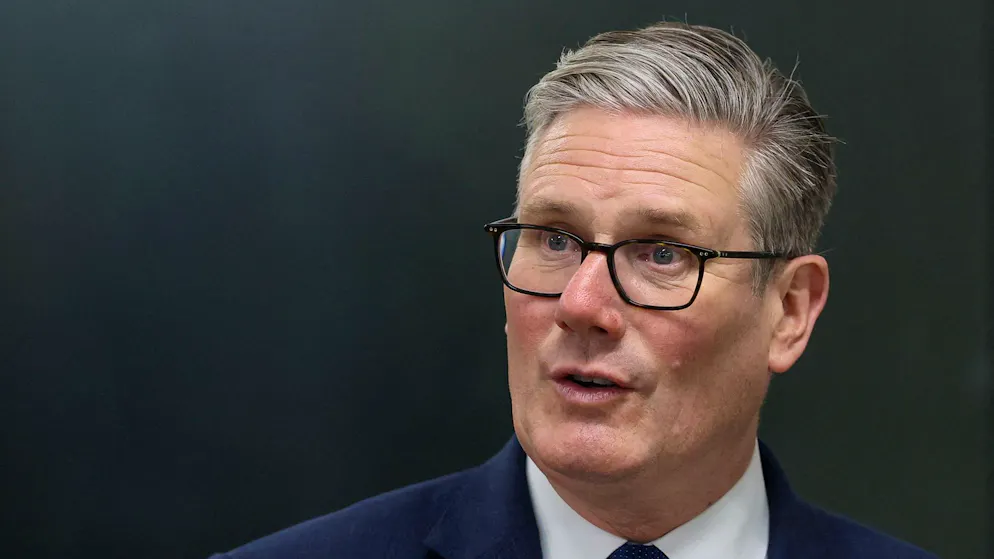 Gran Bretagna. Starmer perde i pezzi, ma non molla mentre l'economia affonda