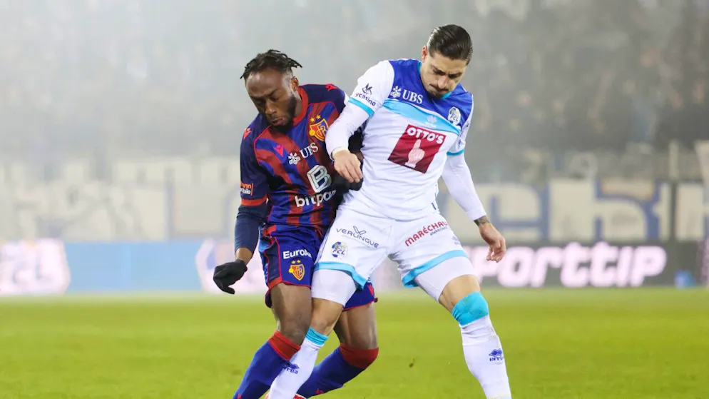 Kevin Spadanuda (rechts) spielt wie vier seiner gegenwärtigen Teamkollegen in Zukunft nicht mehr für den FC Luzern.