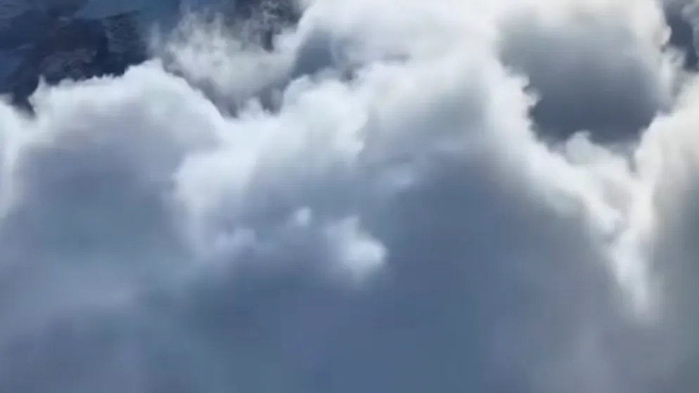 Video shows incident. Avalanche falls near Mount Everest base camp - expedition leader concerned