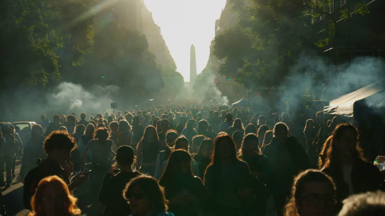 Politics. Tens of thousands protest in Argentina against university cuts