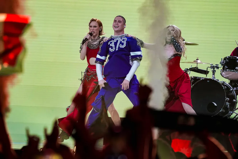 Eurovision. Il primo a esibirsi nella prima semifinale è stato Satoshi con la sua «Viva, Moldova» per la Moldavia.