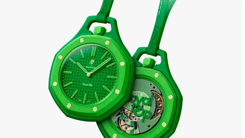 L'orologio viene proposto in diverse versioni.