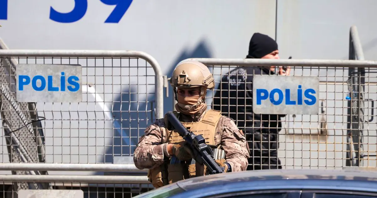 Politics: More than 300 arrests in raid against IS in Turkey | blue News