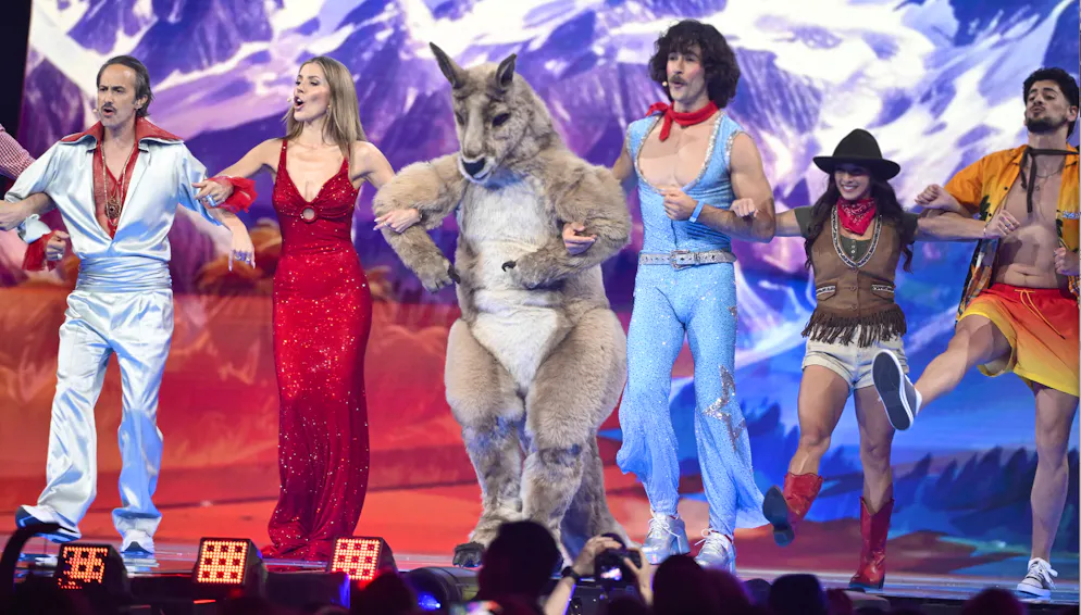 Victoria Swarovski und Michael Ostrowski sind die Hosts des Eurovision Song Contests in Wien. 