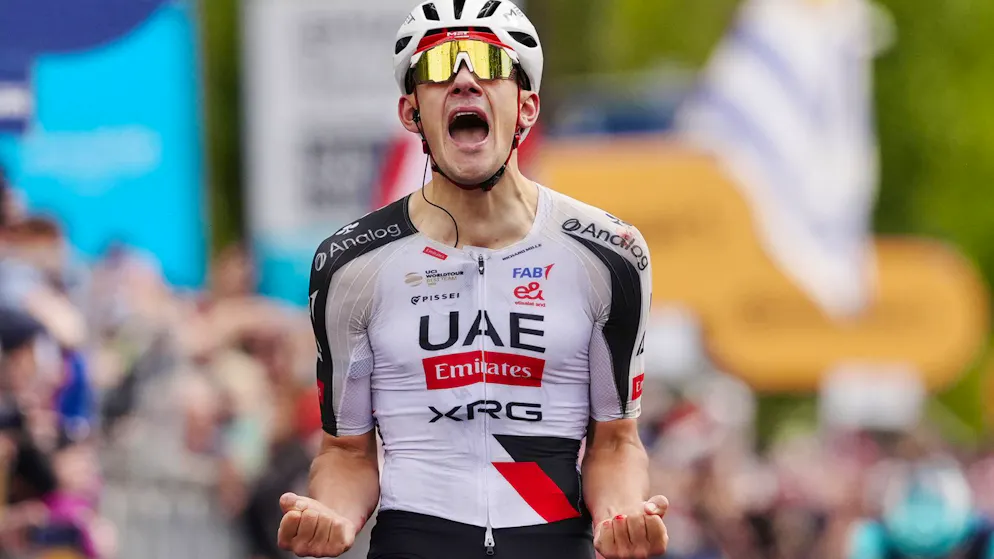 Giro. Final rocambolesque : après une chute et une fausse route, Arrieta s'impose !