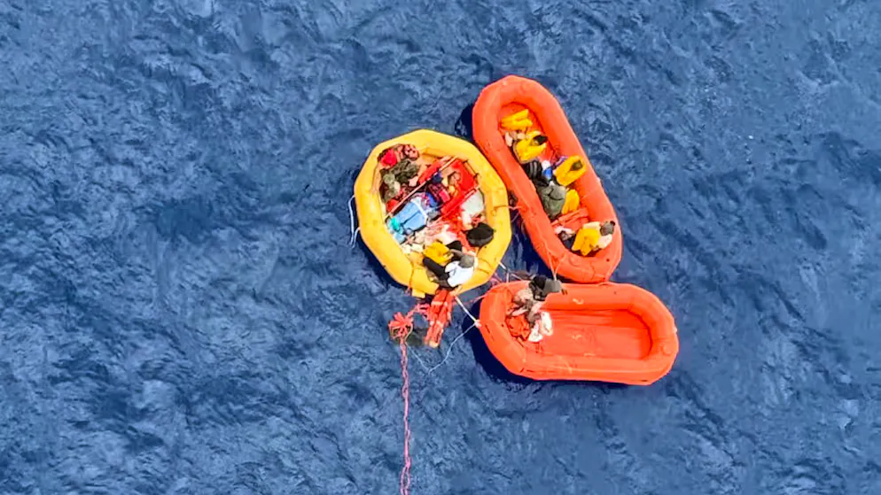 «Miraculeux». Un avion s’écrase au large de la Floride : 11 survivants retrouvés sur un radeau