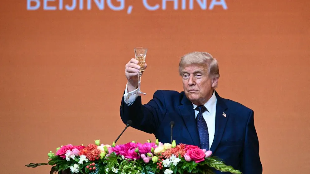 La mine sombre. A Pékin, Trump attend toujours le «gros câlin» de Xi Jinping