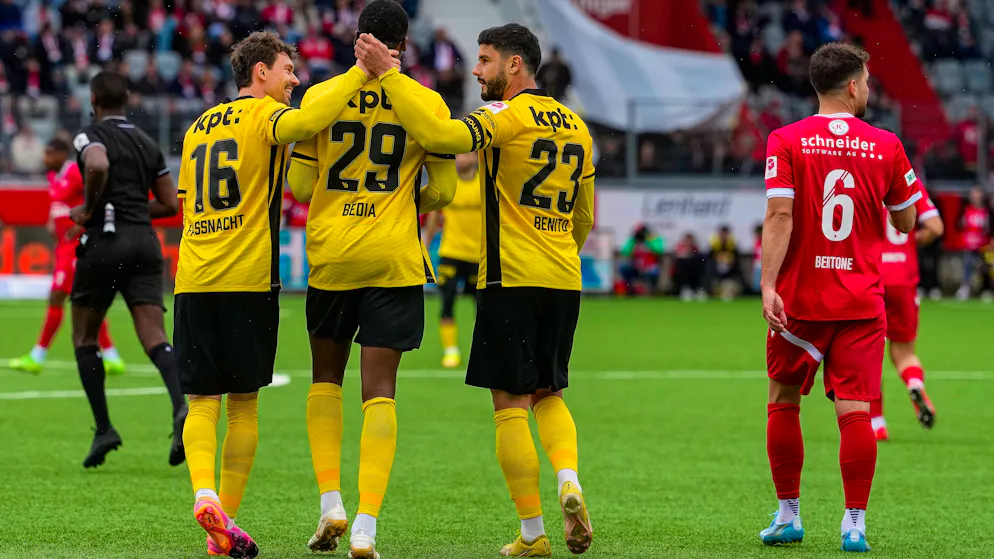 11-Tore-Spektakel im Berner Derby. Acht Gegentore und zwei Rote Karten – Thun geht bei der Pokal-Feier unter