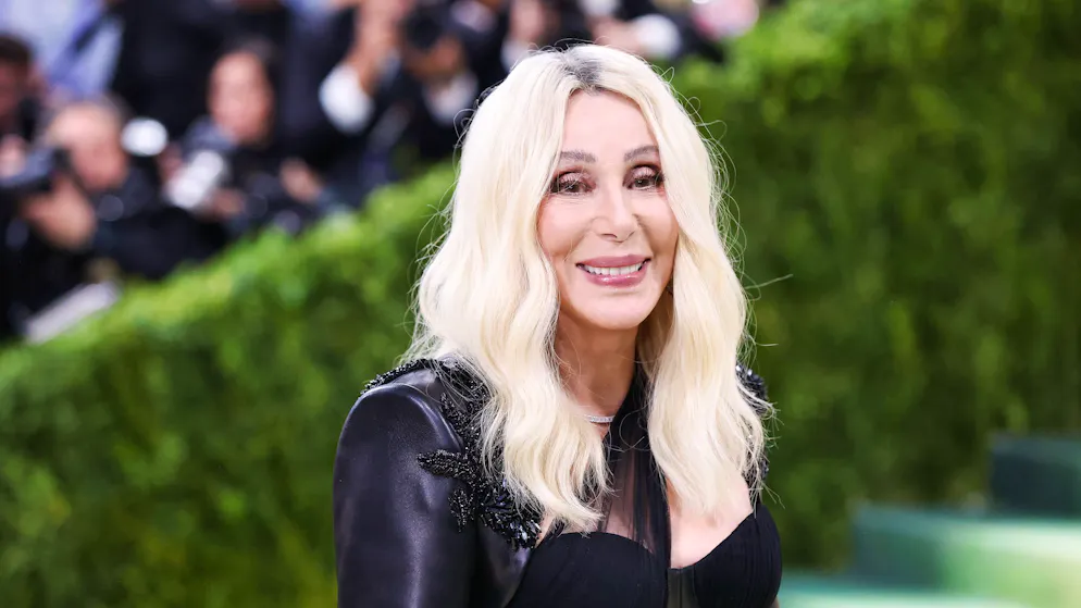 Auch mit 80 sorgt Cher weiterhin für Schlagzeilen – zuletzt mit ihrem Auftritt bei der diesjährigen Met Gala in New York und Gerüchten über eine mögliche Hochzeit.