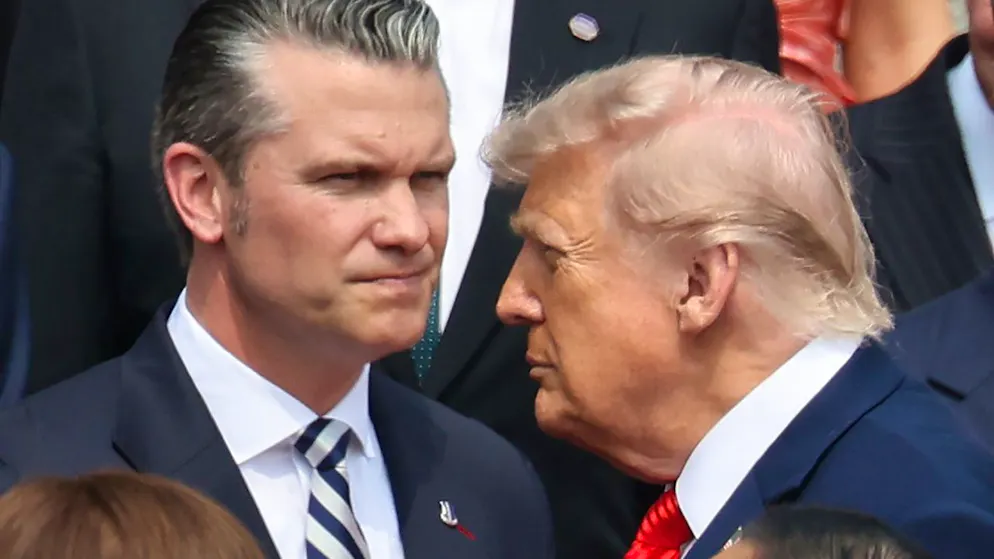 Donald Trump, avec son ministre de la défense sur le cliché, fait régulièrement des déclarations diverses et parfois contradictoires concernant le stock d'uranium enrichi de l'Iran (archives).