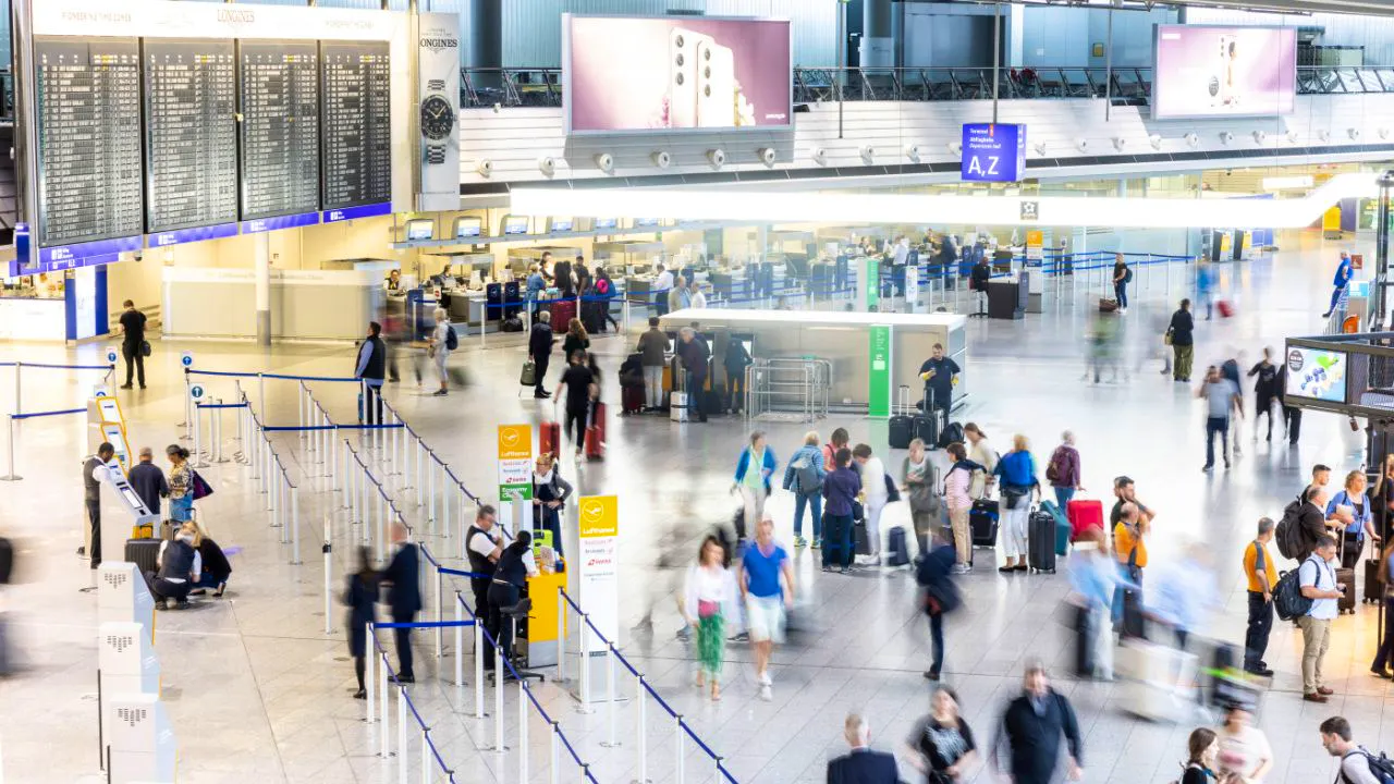 Transport. Frankfurter Flughafen leidet unter Streiks bei Lufthansa