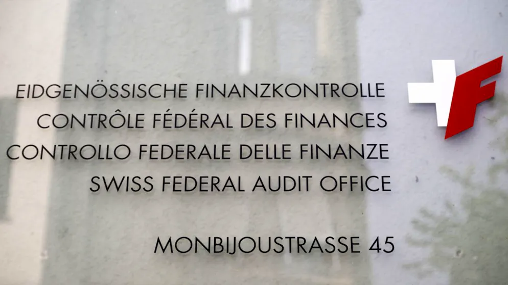 Svizzera. L'iniziativa «No a una Svizzera da 10 milioni!» fa esplodere i budget della campagna pro e contro