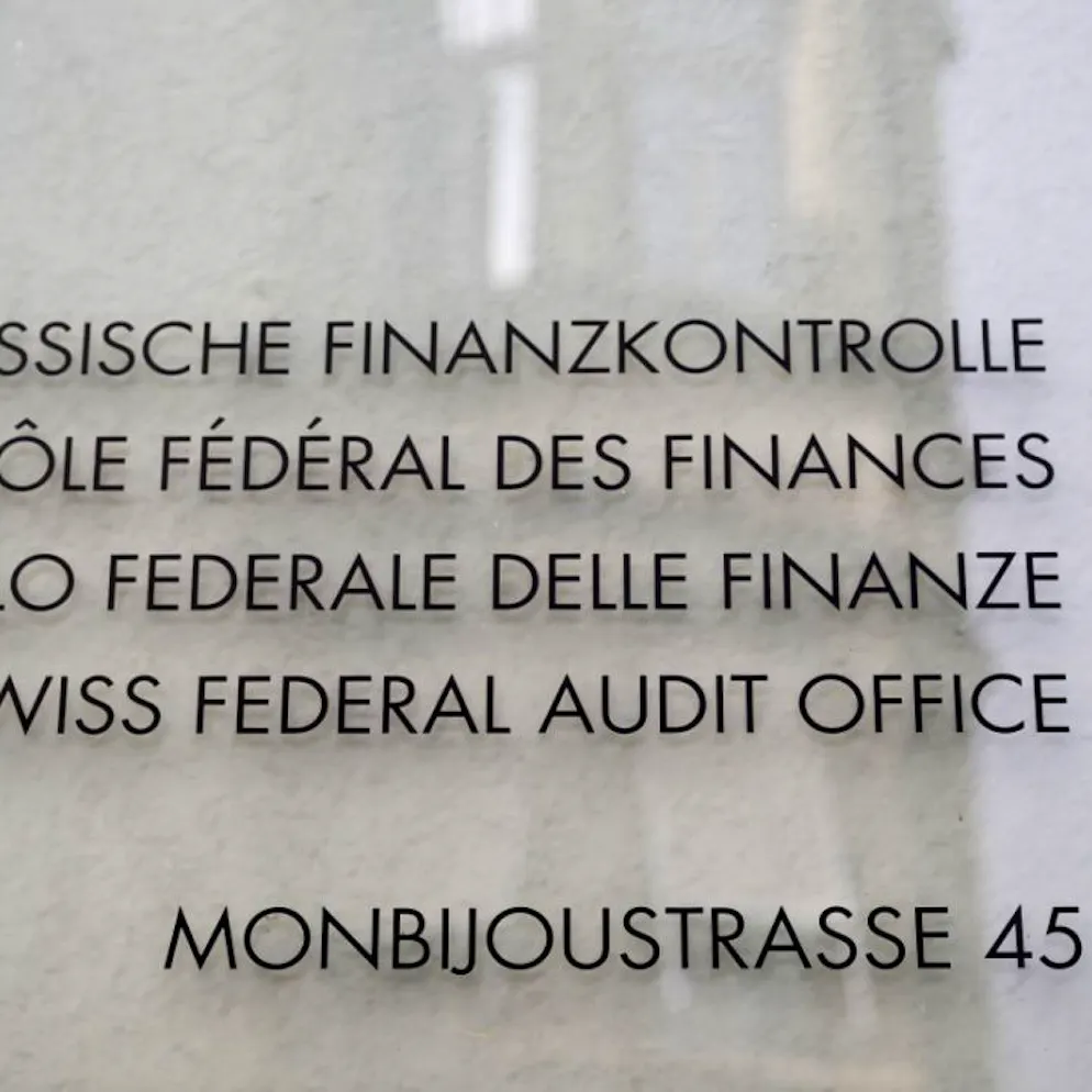 Svizzera. L'iniziativa «No a una Svizzera da 10 milioni!» fa esplodere i budget della campagna pro e contro
