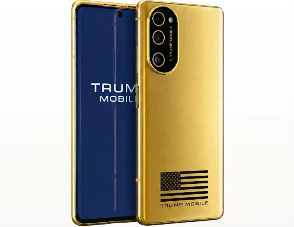 Das «Trump Phone» soll nach massiver Verspätung an die ersten Vorbesteller ausgeliefert werden.