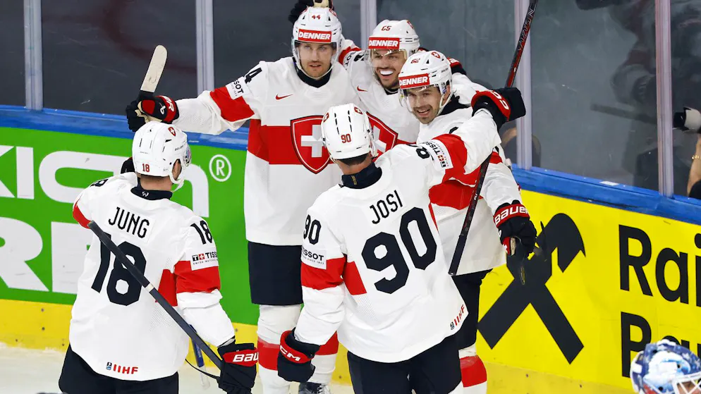 Suter, Andrighetto und Jäger treffen. Traumstart in die Heim-WM: Die Hockey-Nati besiegt die USA mit 3:1!