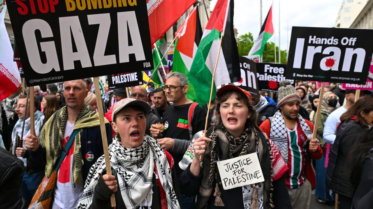 Grossbritannien. «Beispiellos»: Londons Polizei im Grosseinsatz zu Mega-Demos