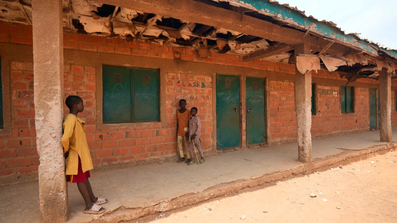 Politics. Senator: 42 schoolchildren kidnapped in Nigeria