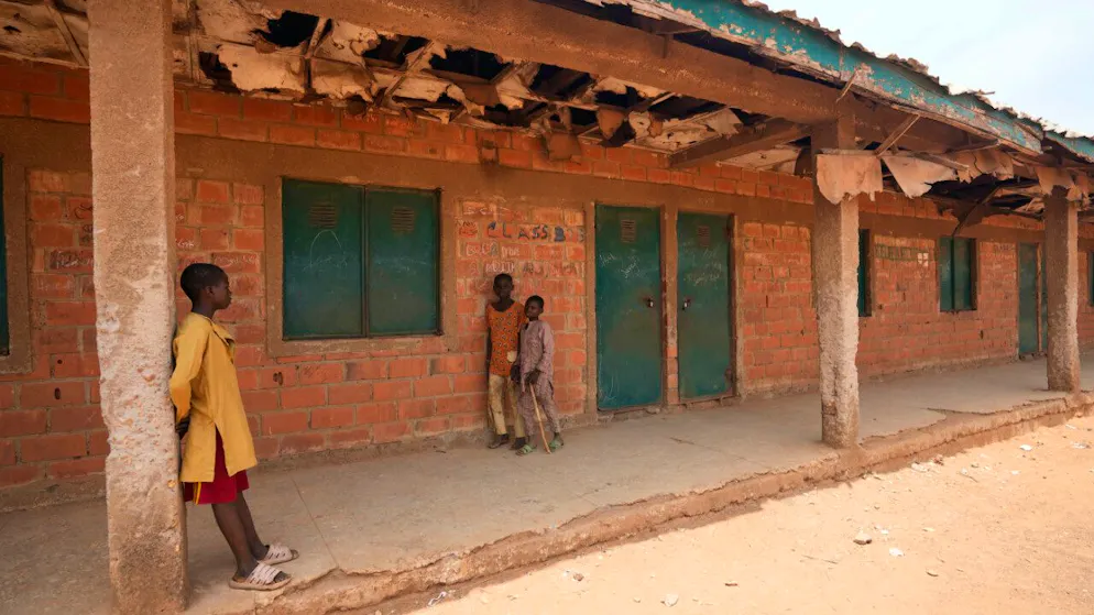 ARCHIV – Kinder spielen in der LEA Primary and Secondary School Kuriga. Foto: Sunday Alamba/AP/dpa