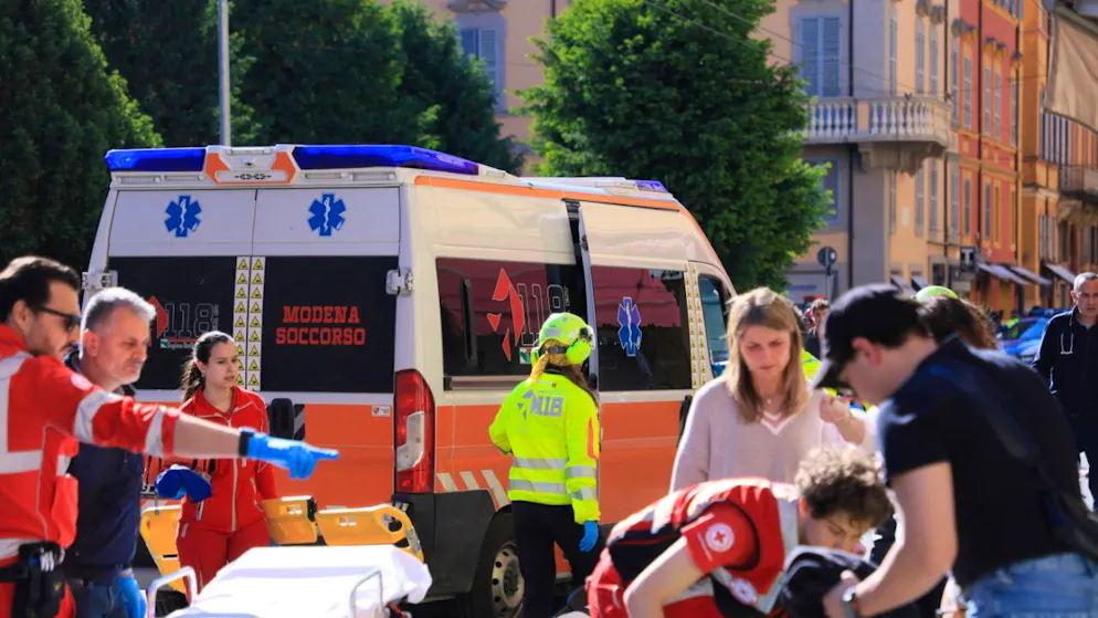 Pedoni falciati. Modena: 5 feriti gravi restano ricoverati, una donna lotta ancora tra la vita e la morte