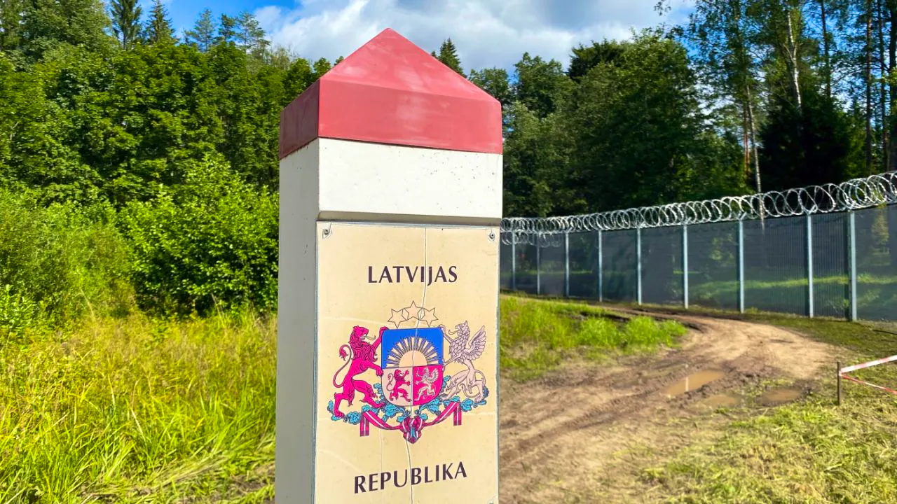 Politics. Drone alert in Latvia: flying object crosses airspace
