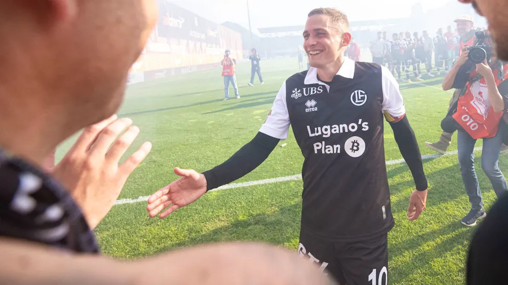 Super League. Con un perentorio 4 a 0 al Basilea il Lugano saluta Cornaredo e capitan Bottani, conquistando l'Europa
