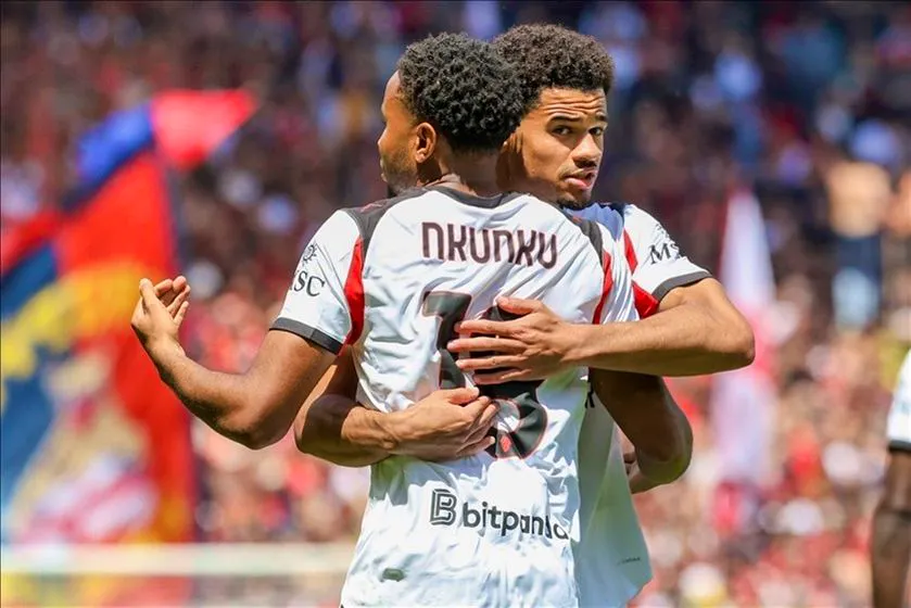 Calcio. Athekame avvicina Milan a UCL
