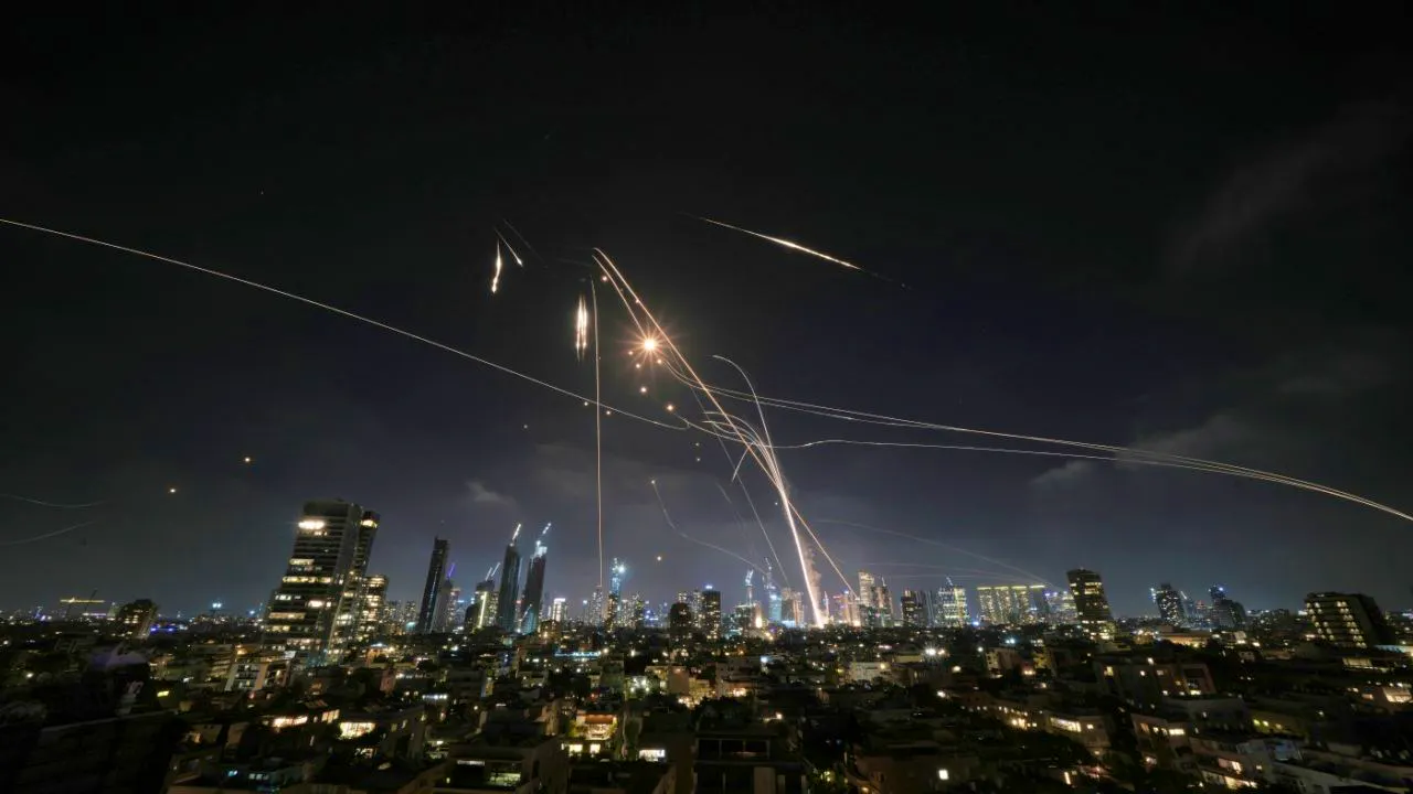 Politics. Israel anticipates possible restart of Iran war