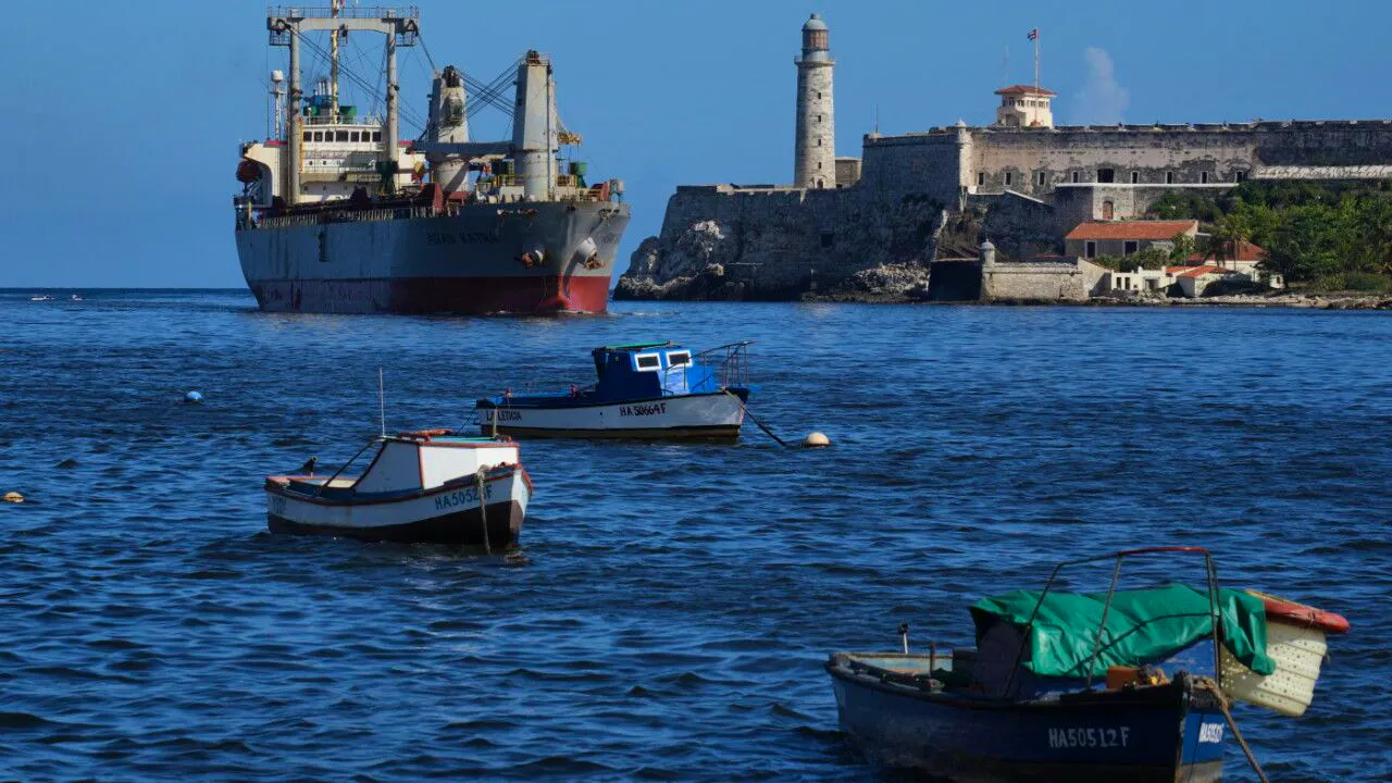 Politics. Aid shipment from Mexico and Uruguay arrives in Cuba