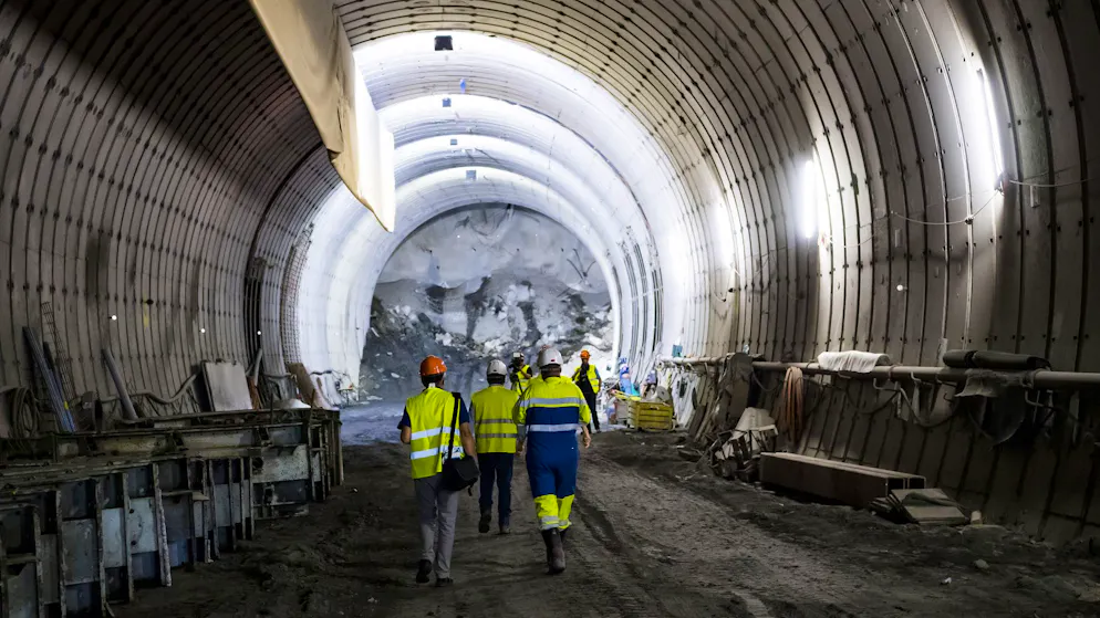 Eröffnung A9-Abschnitt / Erster Durchschlag in Riedbergtunnel. Der Bau des Riedbergtunnels schreitet voran. (23. August 2018)