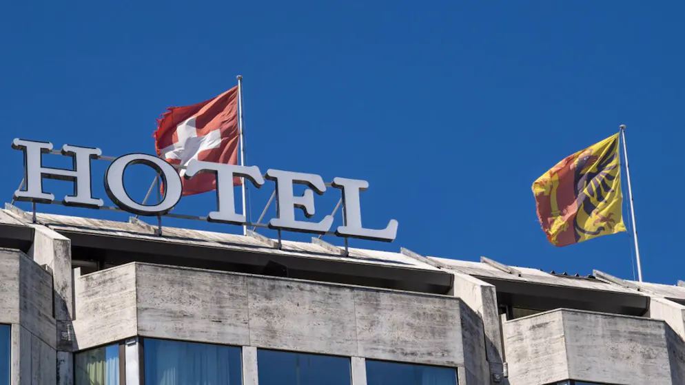 Hotels in der Schweiz leiden zunehmend unter den Preisdruck von Onlinebuchungsplattformen. (Symbolbild)