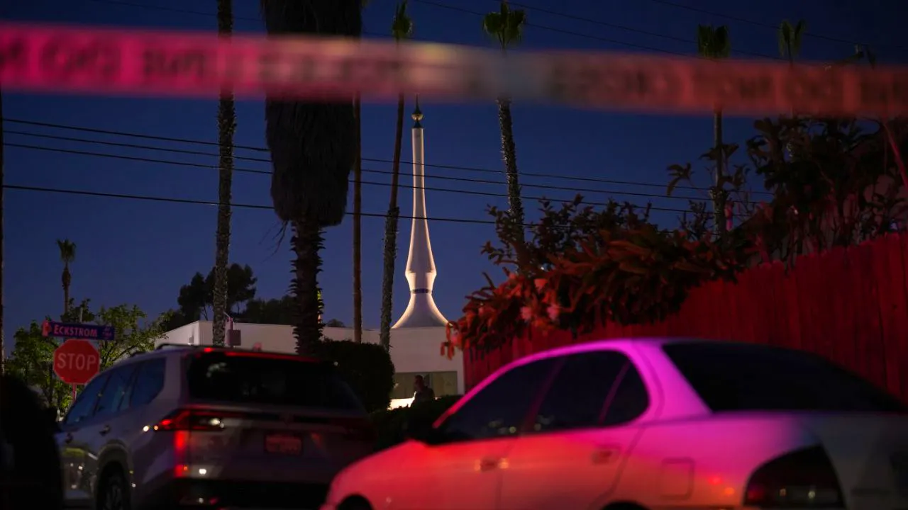 USA. Police investigate attack on Islamic center as hate crime