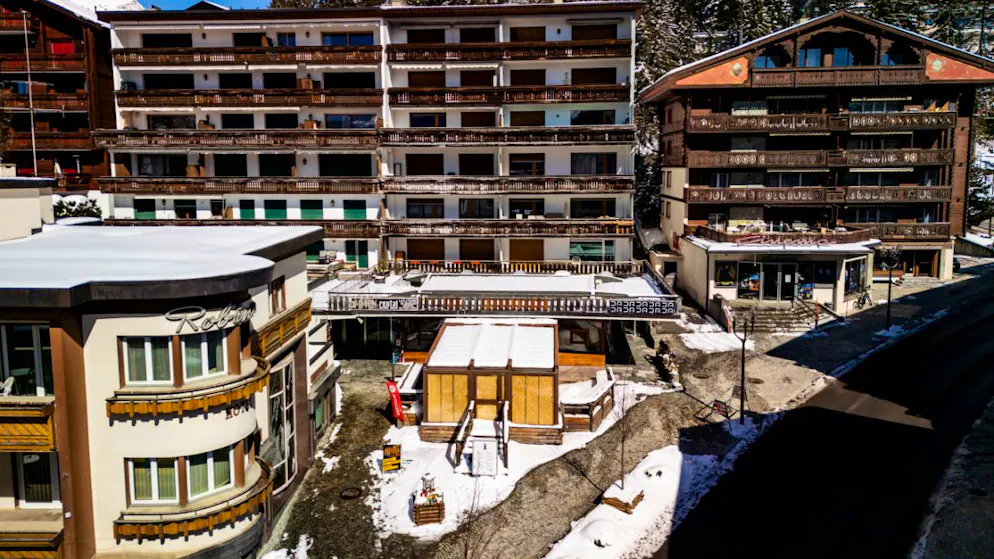 Ecco di chi si tratta. C'è un 14esimo indagato per l'incendio a Crans-Montana