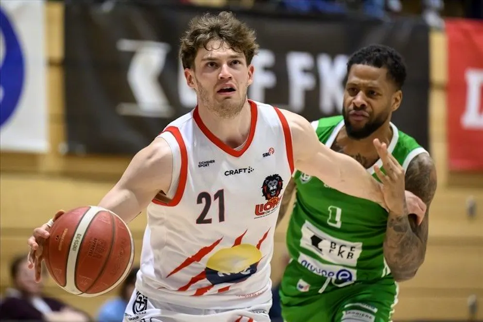 I Lions vincono all'ultimo respiro: serie sull'1-1