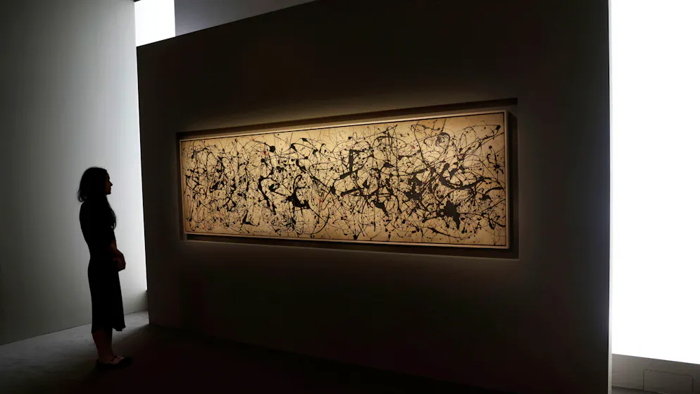 «Number 7A, 1948» de Jackson Pollock devient la quatrième oeuvre la plus chère jamais vendue aux enchères.