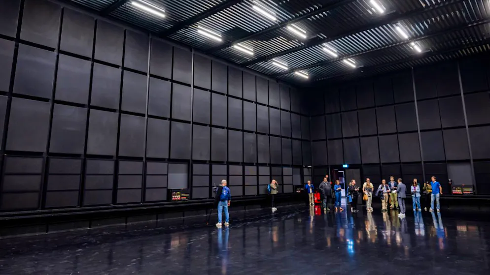 Le déménagement de la RTS à l'EPFL aborde sa phase cruciale – Gallery. Le plus grand studio du nouveau site de la RTS, le studio 1, large de 505 m2 et haut de onze mètres. Il remplace le fameux studio 4 de Genève. Il accueillera notamment les émissions en public d'"Infrarouge» et «52 minutes».