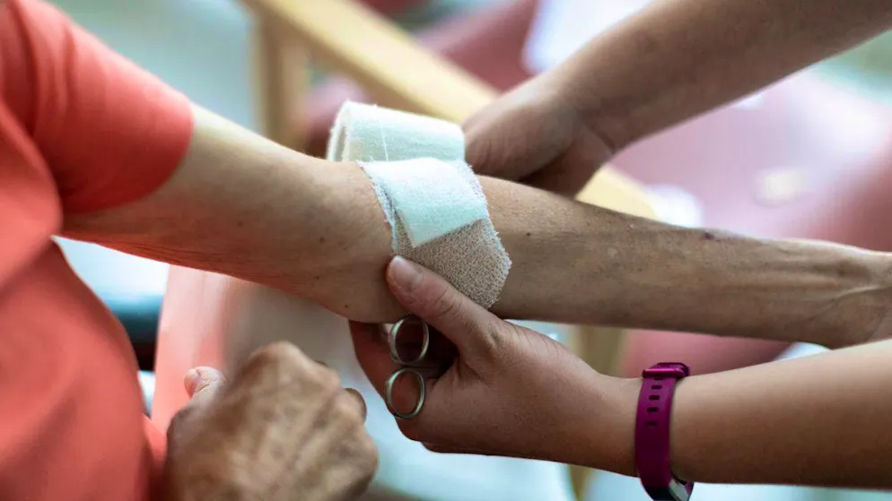 The profession of nursing experts is to be strengthened. In future, they will be able to bill medical services in the outpatient sector through compulsory health insurance. (theme picture)