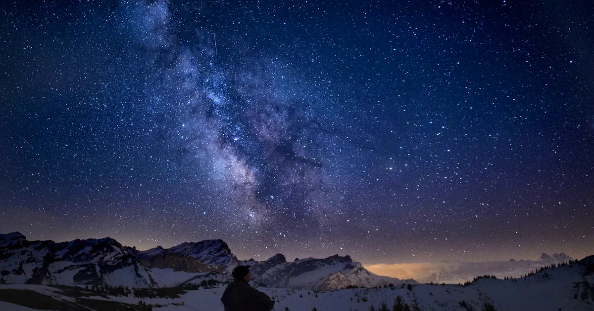 Boom in the night sky - | Is Switzerland making a fatal mistake?