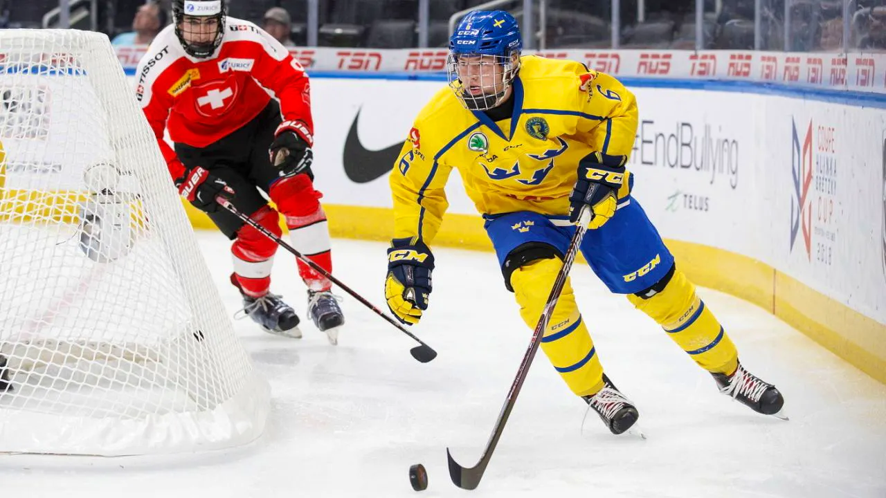 National League. EHC Biel signs Victor Söderström